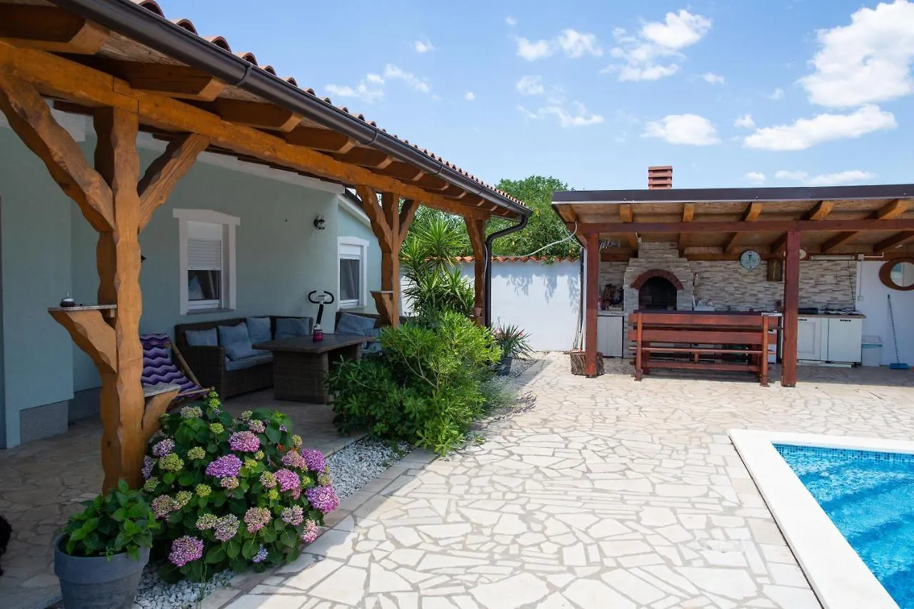 Holiday Home Petrovic Medulin
