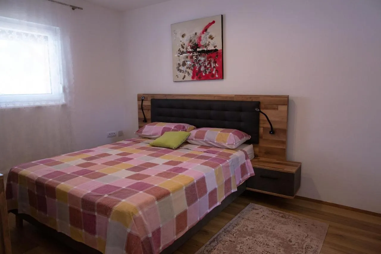 Holiday Home Petrovic Medulin 0*,  Kroatien